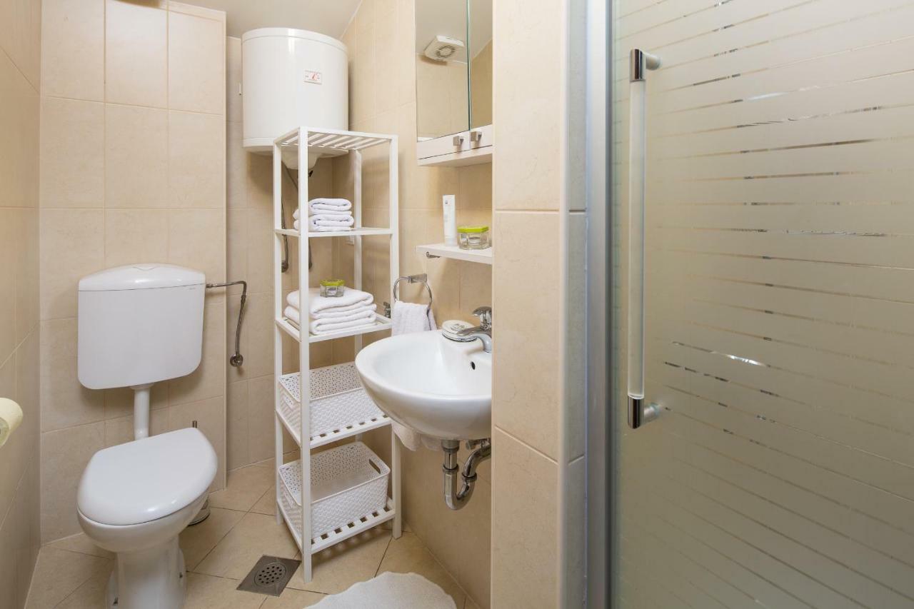 Apartments Bonaparte Porec Exterior photo